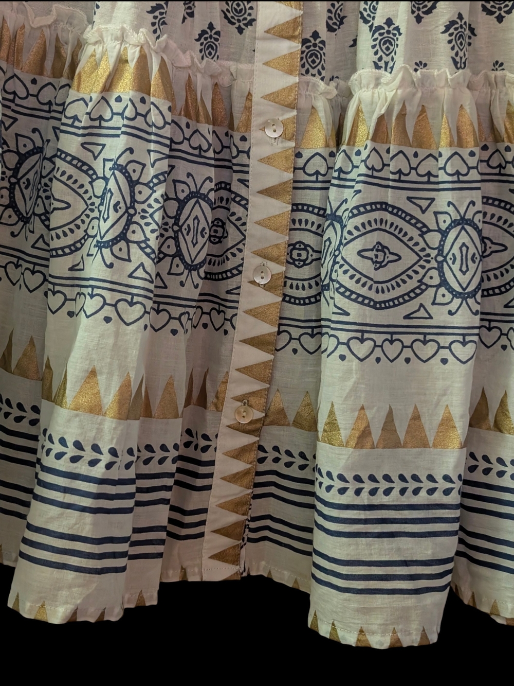 White & Navy Printed Tunic Blouse with Gold Trim. Size S/M - Picture 3 of 8